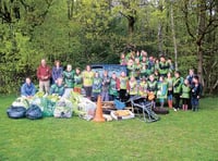 Litter pickers get Scout and about