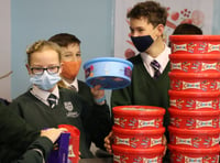 Weydon School pupils donate to Farnham Food Bank