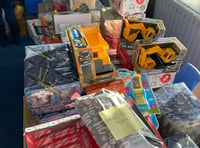 Bordon cargo company gives toys to Liphook food bank