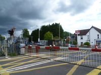 Cutting waiting times at level crossing key to Liss regeneration plans