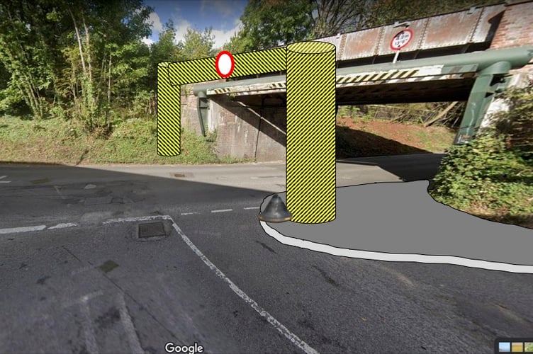 Atkins' consultant Chris Greenwood's drawing of a potential 'perpendicular boom' extending out from Wrecclesham bridge. The required build-out of the pavement into the Weydon Lane was presented as a major sticking-point of this plan.