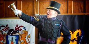 Haslemere Town Crier rings championship bell