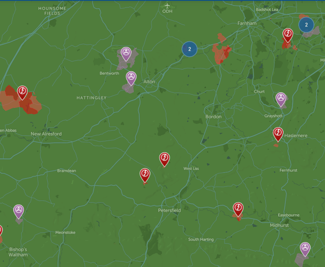 Storm Isha: Hundreds left without power on Surrey and Hampshire border