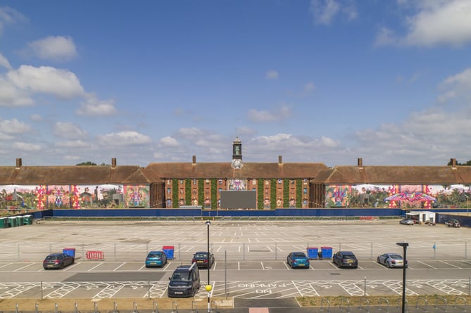 Parade Square Bordon big screen