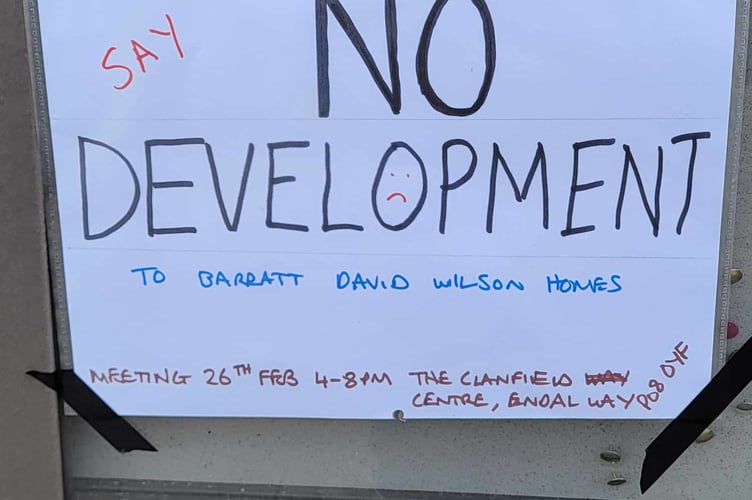 Clanfield, sign against Chalton Lane development